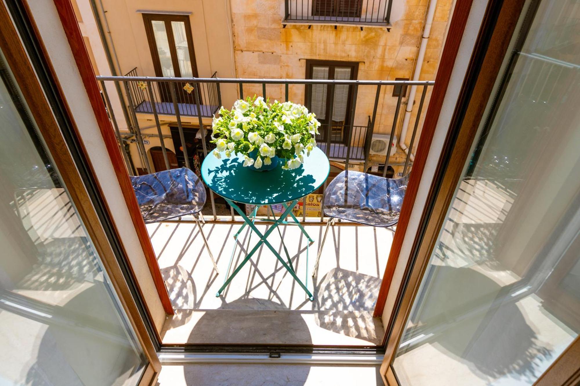 Ferienwohnung 30 Balcone Bordonaro Cefalù Exterior foto